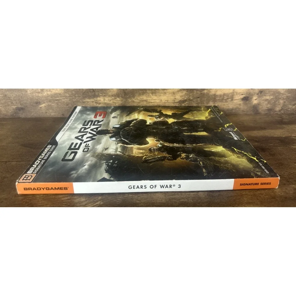Gears of War 3 Brady Games Signature Series Guide 2011 Clean Fast & Safe Shippin